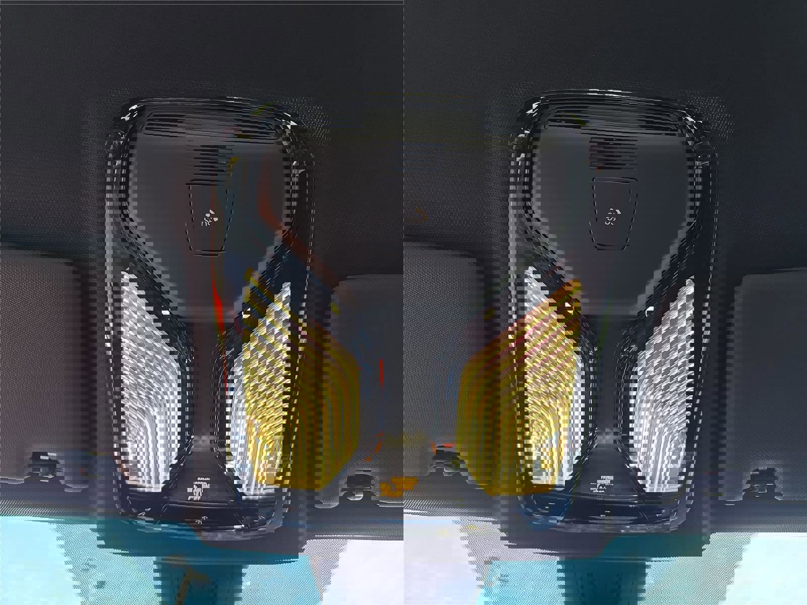 Used 2025 BMW M4 Coupe w/ Executive Package image 19