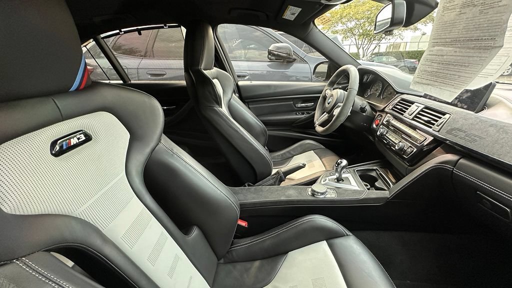 Used 2018 BMW M3 CS w/ Executive Package RWD image 4