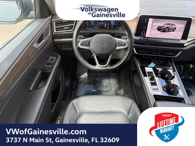 Certified 2025 Volkswagen Atlas SEL AWD/4WD image 16