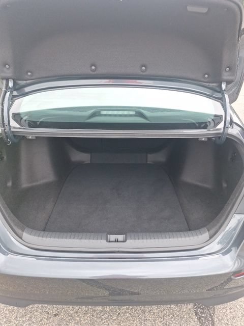 Used 2023 Honda Accord EX image 8