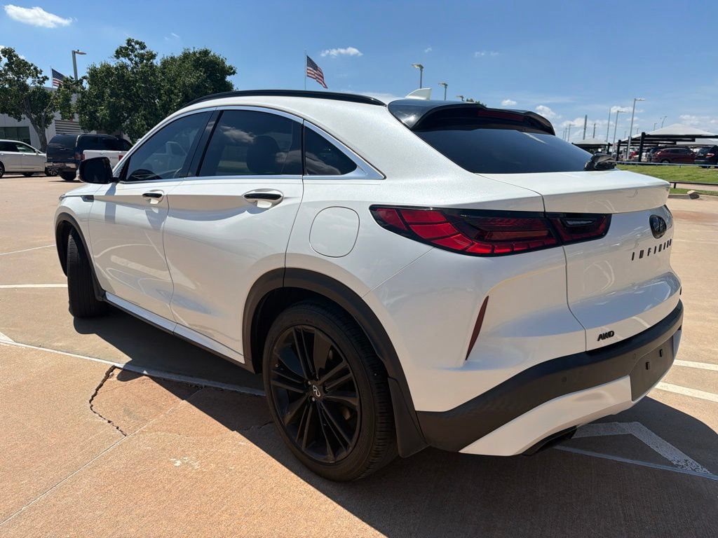 Used 2023 INFINITI QX55 Sensory w/ Lighting Package AWD/4WD image 2