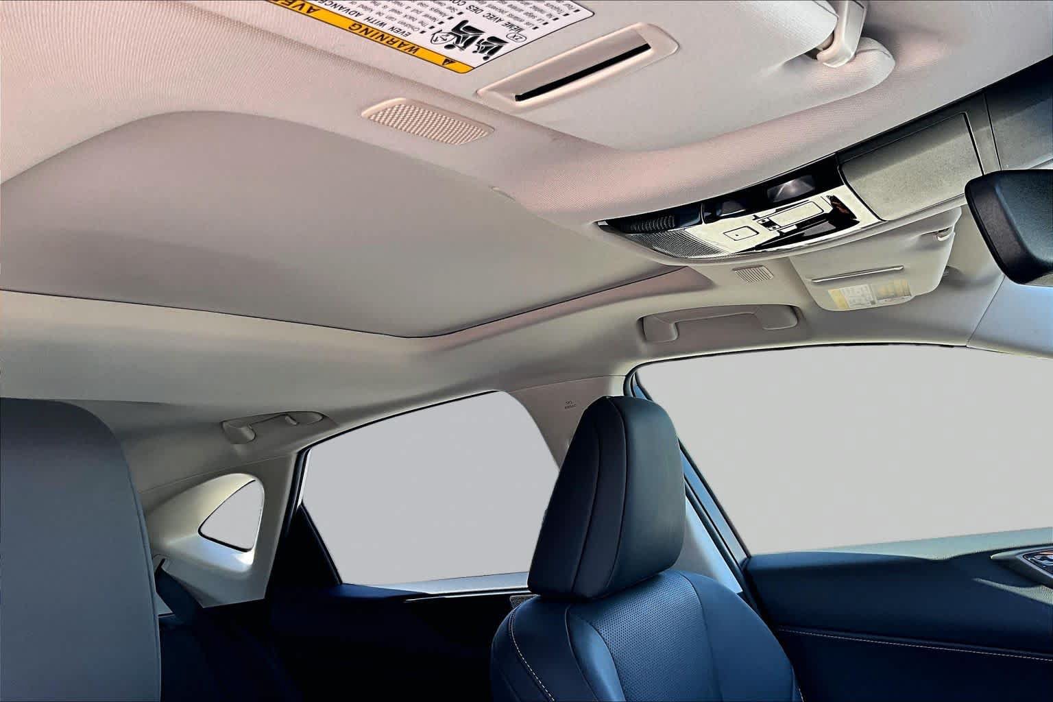 Certified 2025 Lexus NX 250 FWD w/ Accessory Package (2T) image 13