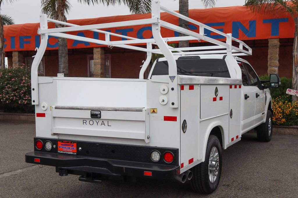 Used 2019 Ford F350 XLT AWD/4WD image 9