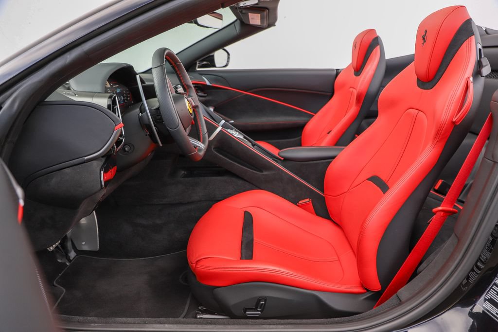 Certified 2025 Ferrari Roma Spider RWD image 55