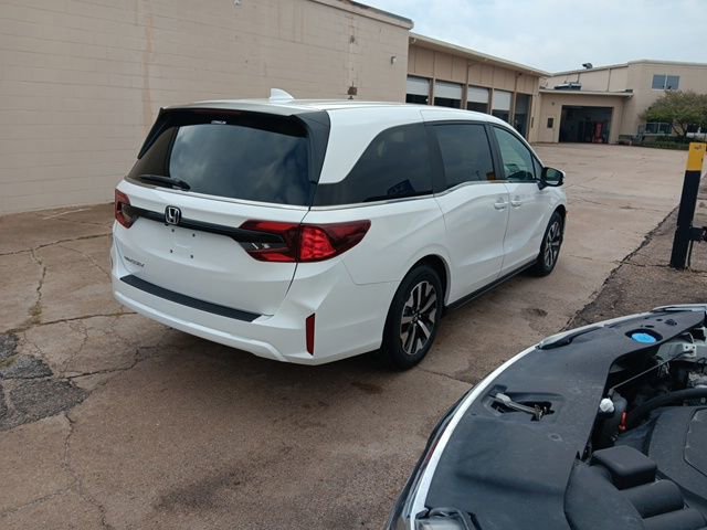 New 2026 Honda Odyssey EX-L image 3