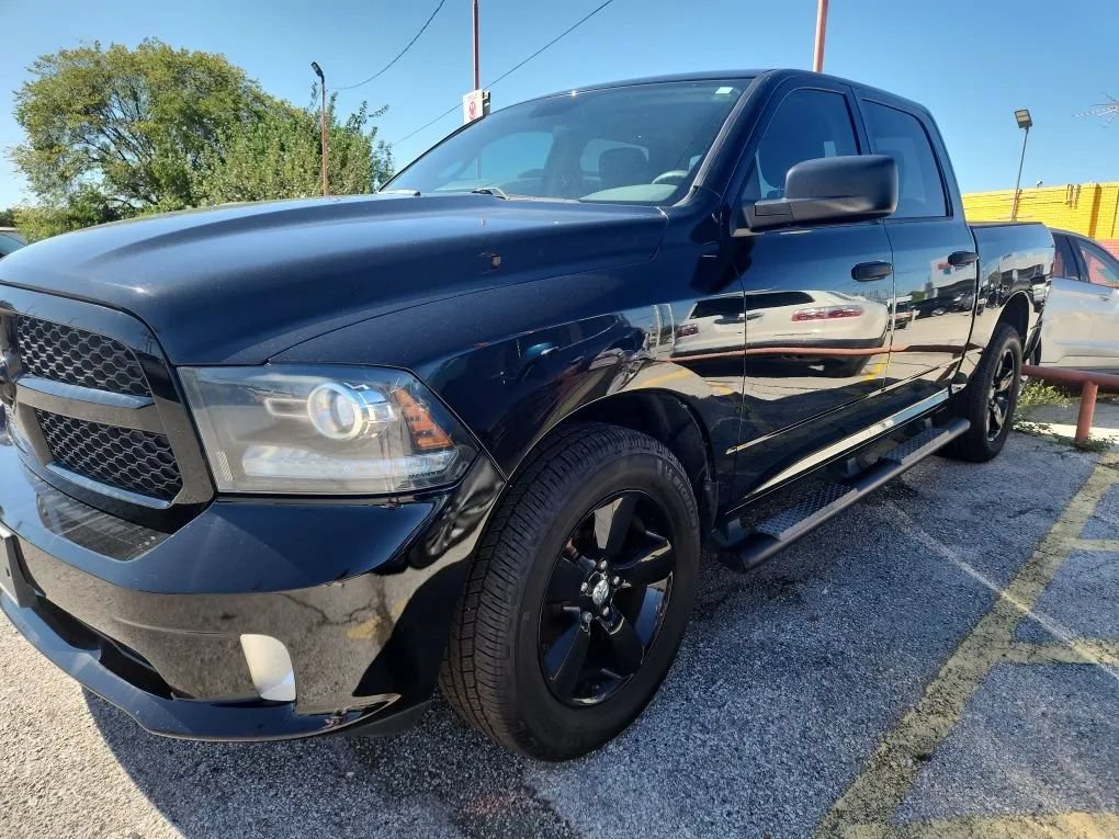Used 2014 RAM 1500 Express w/ Black Ram 1500 Express Group RWD image 1