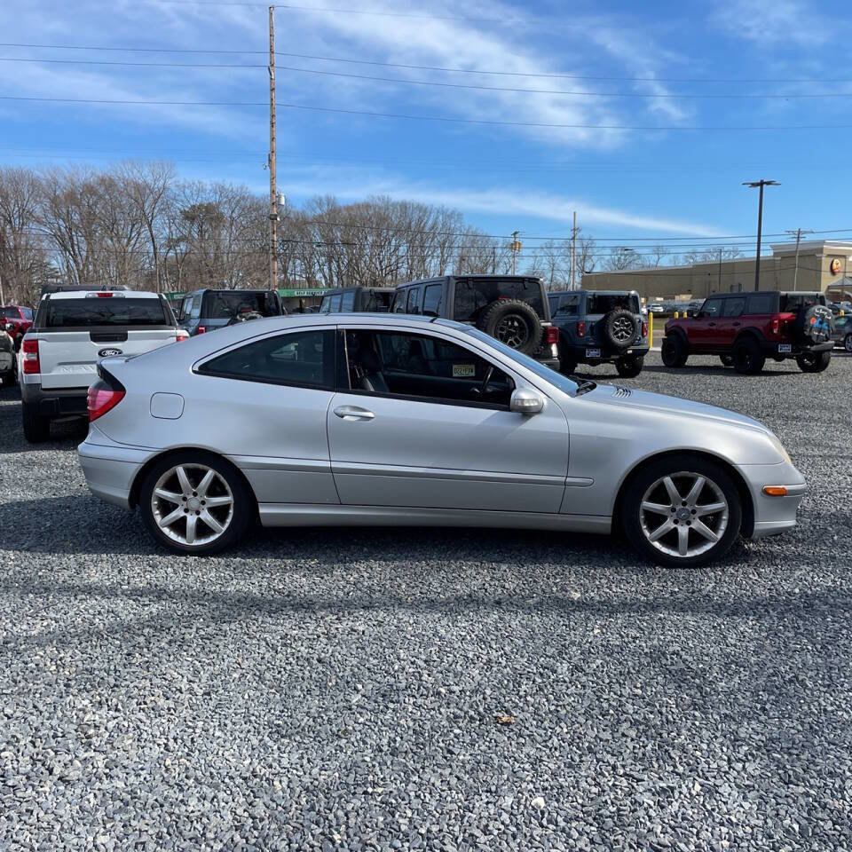 Used 2004 Mercedes-Benz C 230 Coupe image 4