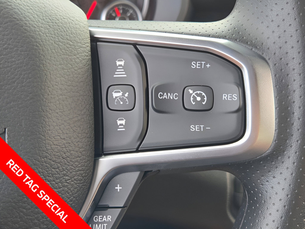 New 2026 RAM 1500 Express AWD/4WD image 31