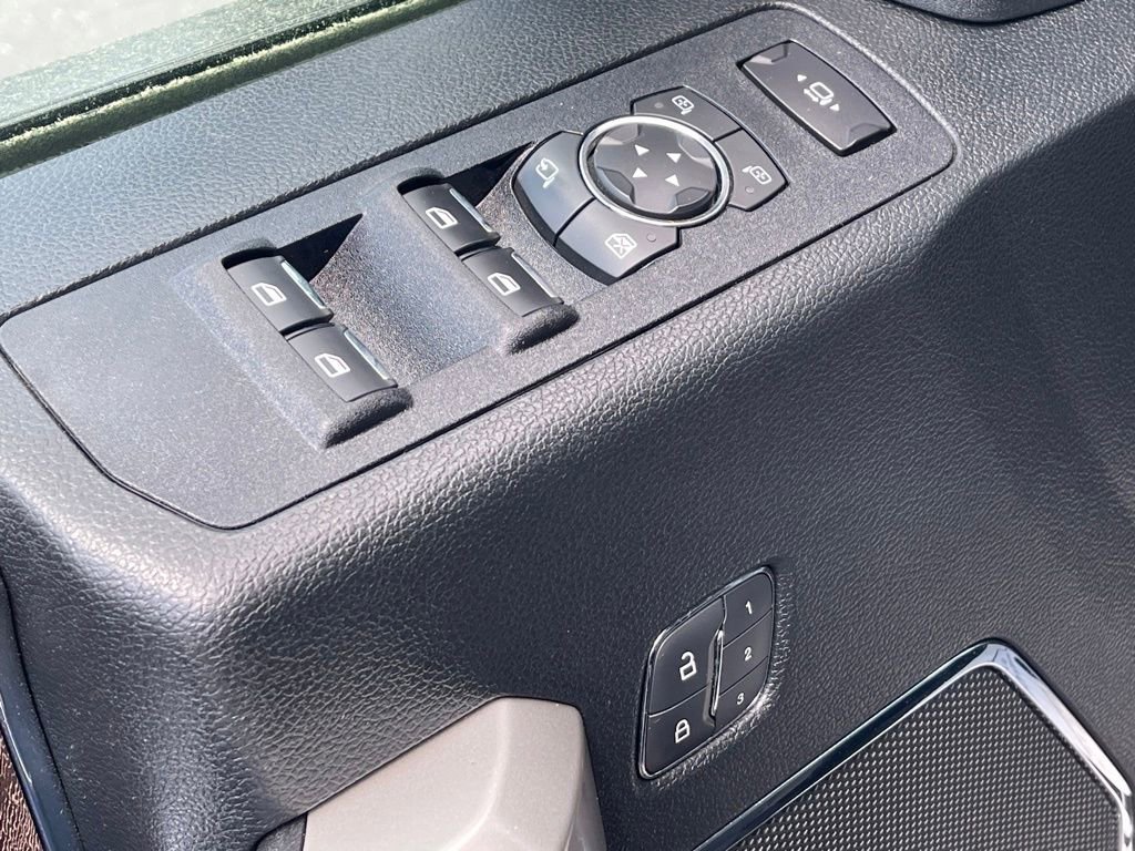 Used 2019 Ford F550 4x4 Crew Cab Super Duty image 17