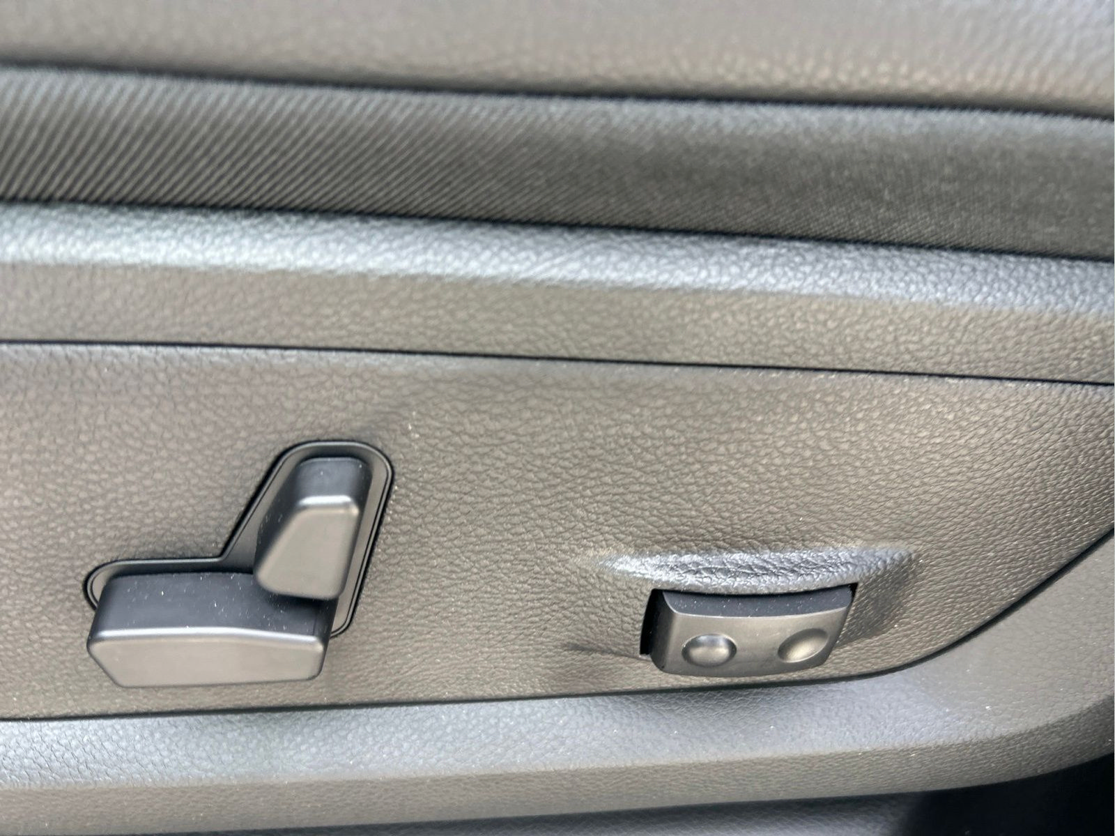 New 2026 RAM 2500 Laramie AWD/4WD image 26