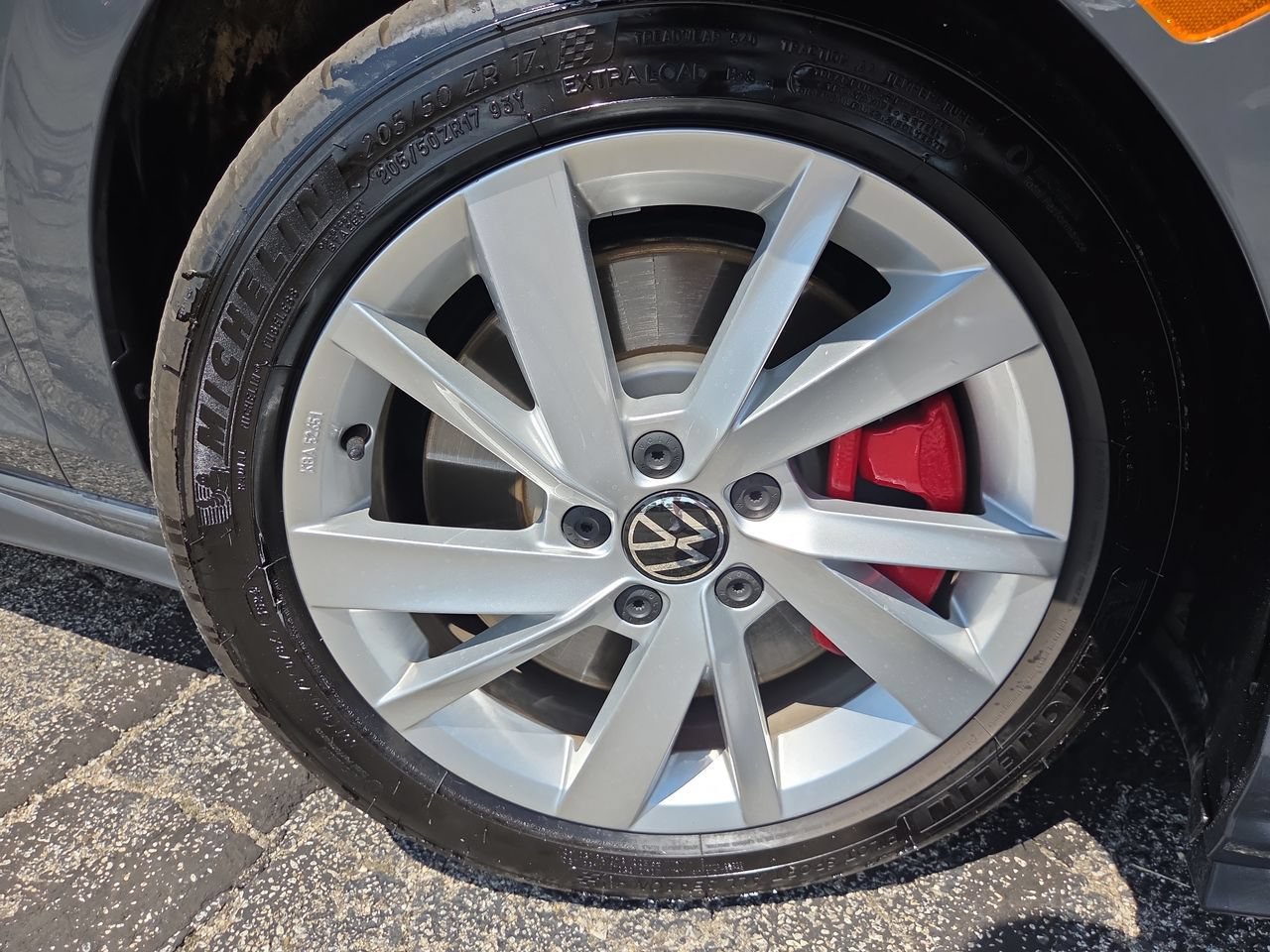 Used 2024 Volkswagen GTI Autobahn FWD image 12