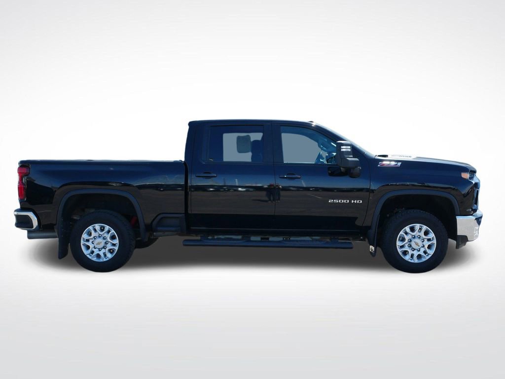 Used 2021 Chevrolet Silverado 2500 LT w/ All Star Edition AWD/4WD image 3