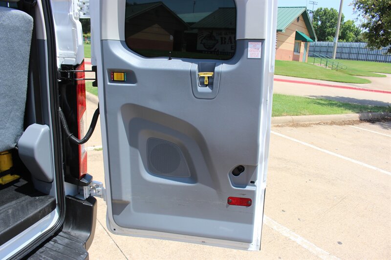 Used 2019 Ford Transit 350 XLT RWD image 11