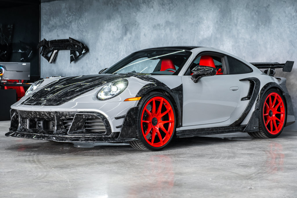 Used 2025 Porsche 911 Turbo S AWD/4WD image 4