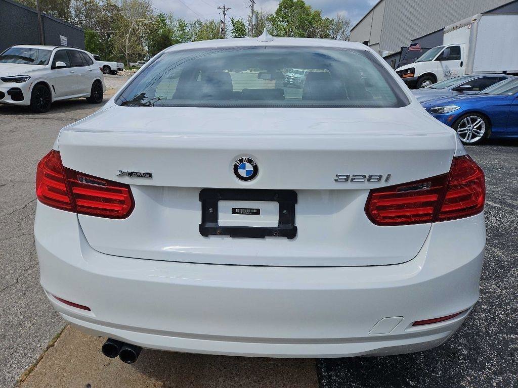 Used 2014 BMW 328i xDrive Sedan image 6