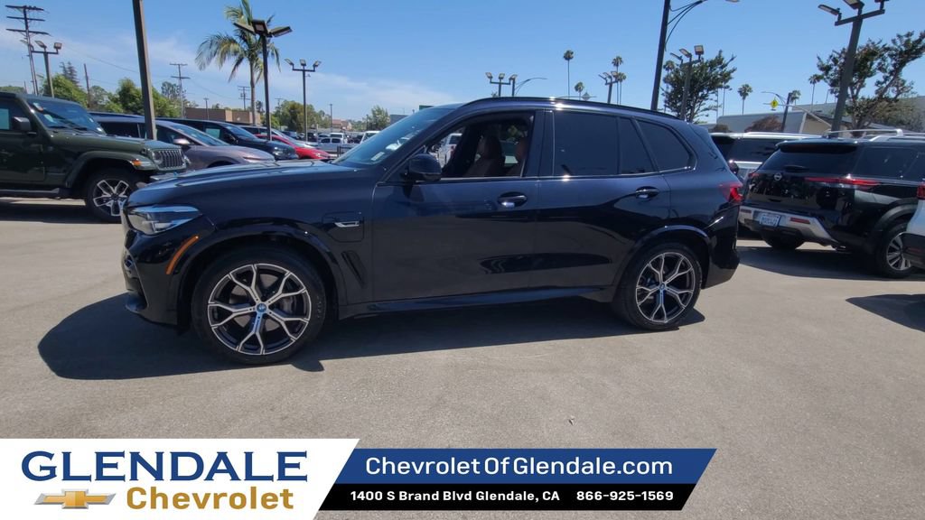 Used 2022 BMW X5 xDrive45e w/ M Sport Package AWD/4WD image 5