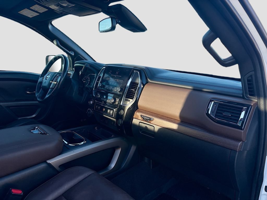 Used 2022 Nissan Titan Platinum Reserve w/ Moonroof Package AWD/4WD image 30