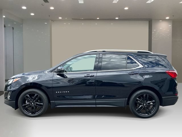Used 2020 Chevrolet Equinox LT w/ Sport Edition FWD image 2