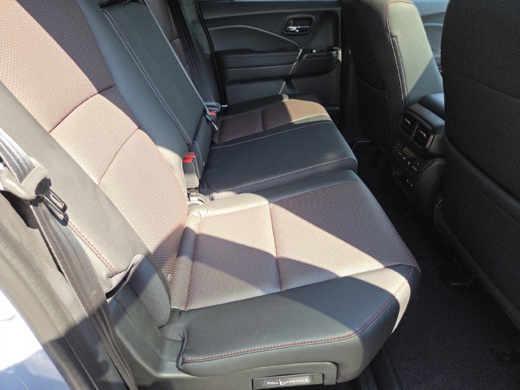 New 2026 Honda Ridgeline Black Edition image 29
