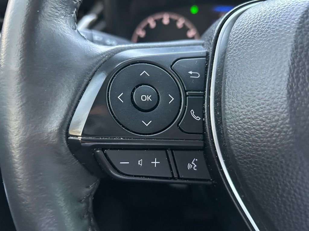 Used 2024 Toyota Corolla Cross LE image 19