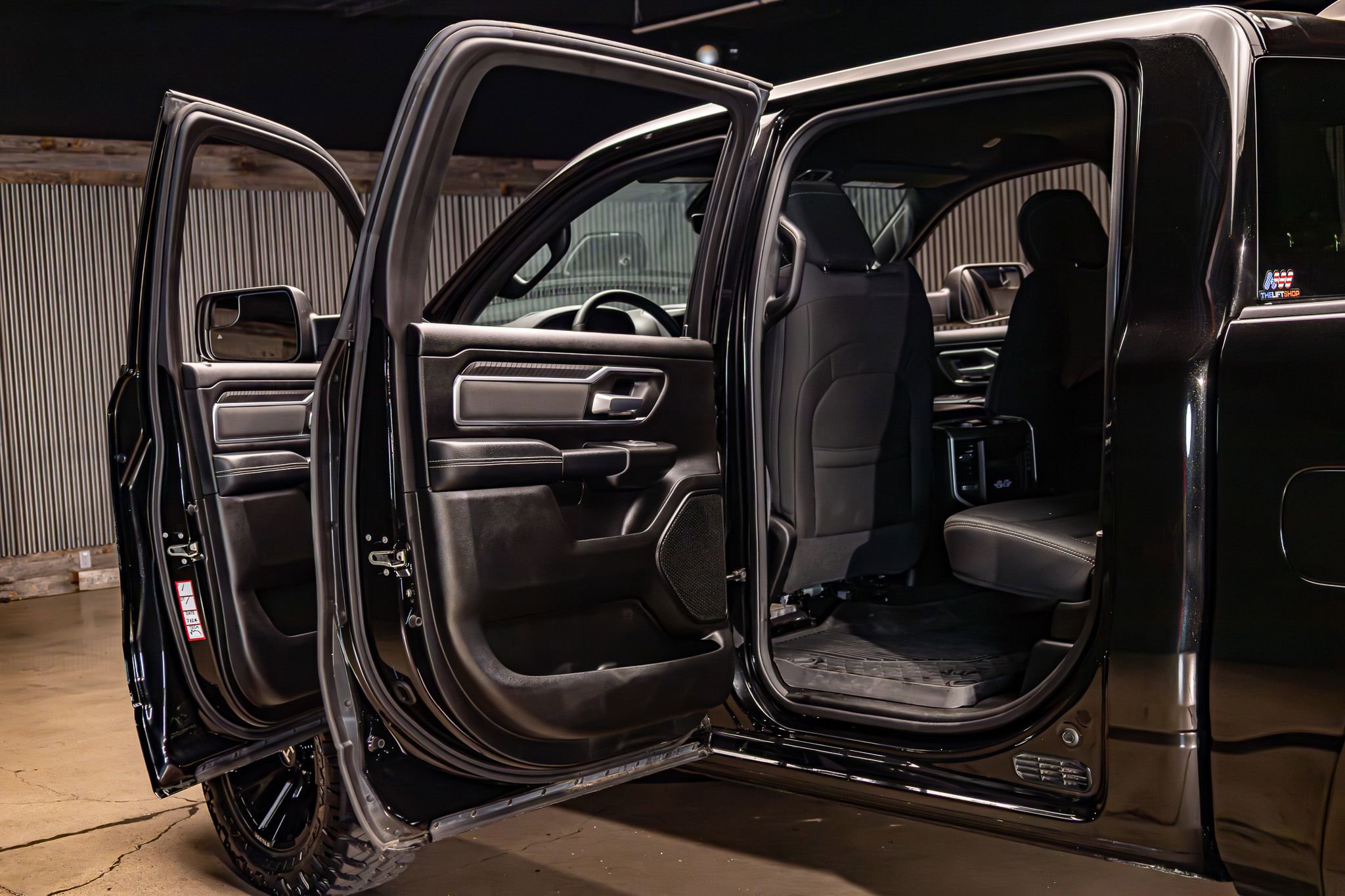 Used 2025 RAM 1500 Big Horn image 28