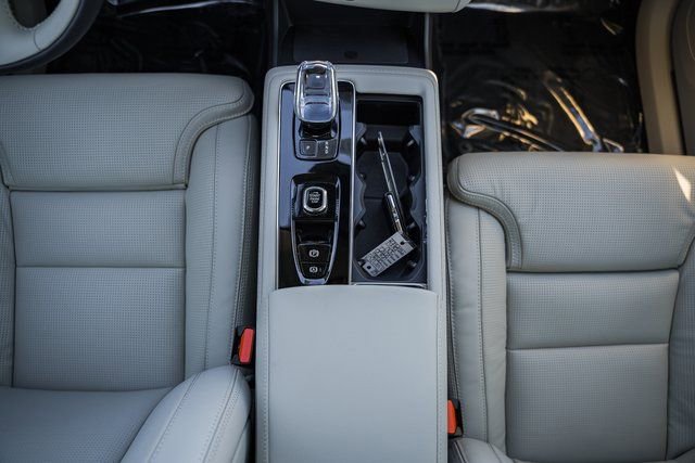 New 2026 Volvo XC90 T8 Ultra w/ Protection Package Premier image 25