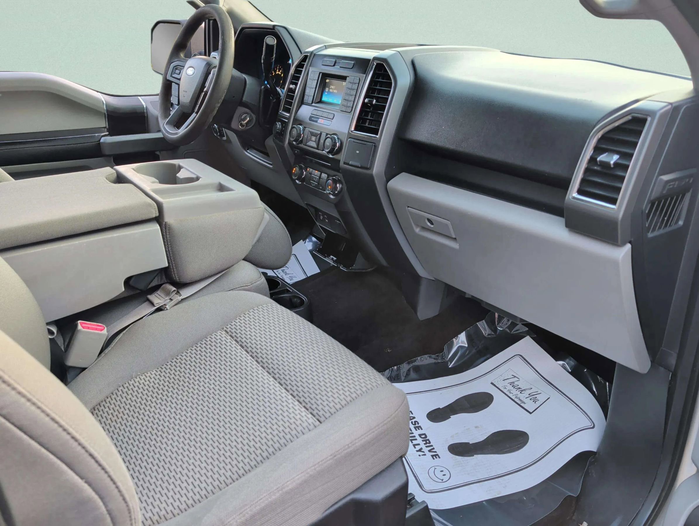 Used 2015 Ford F150 XLT AWD/4WD image 33