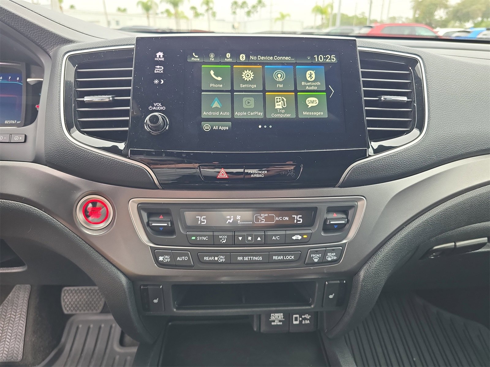 Used 2022 Honda Pilot Sport image 18