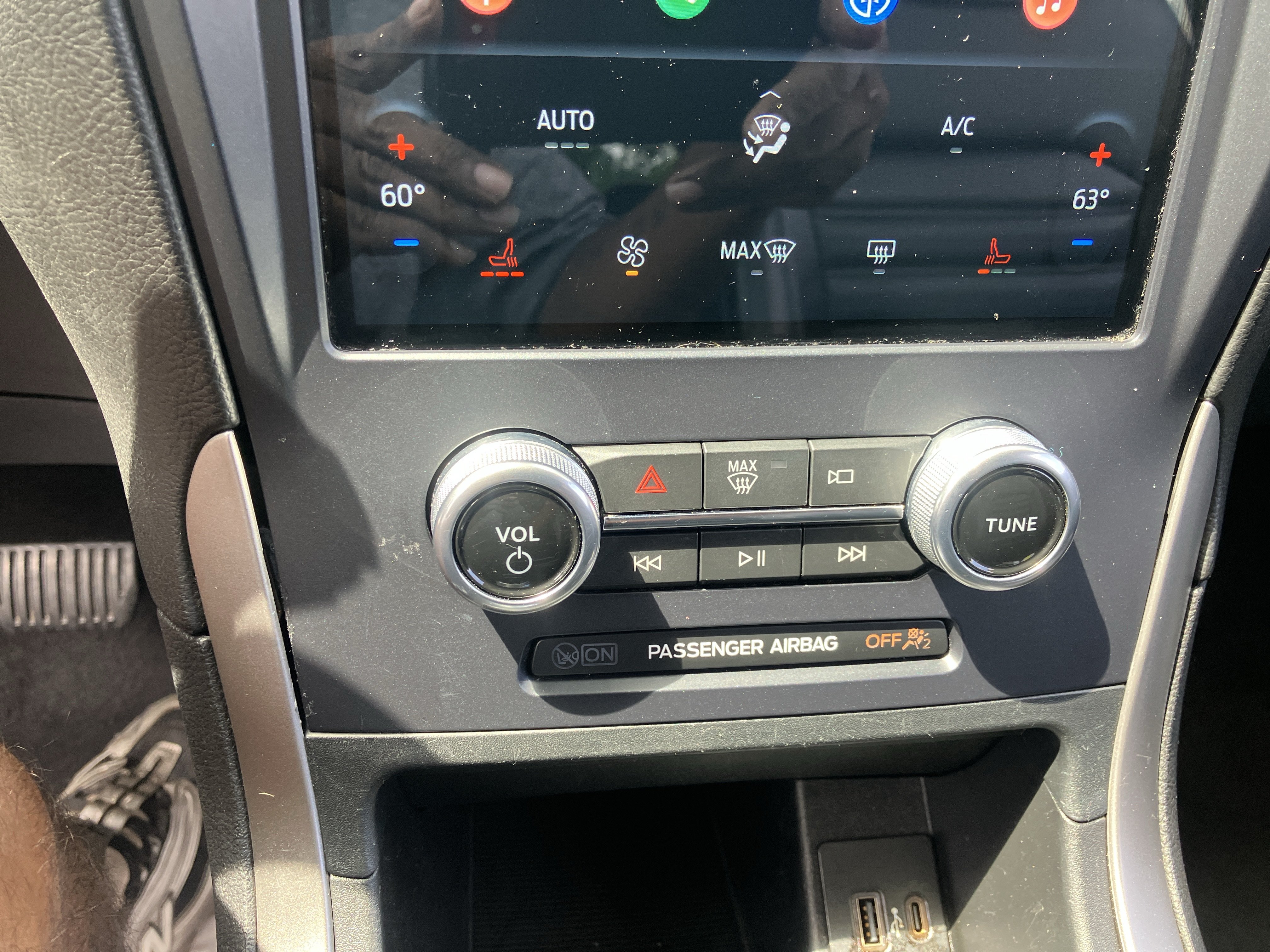 Certified 2022 Ford Edge SEL AWD/4WD image 27