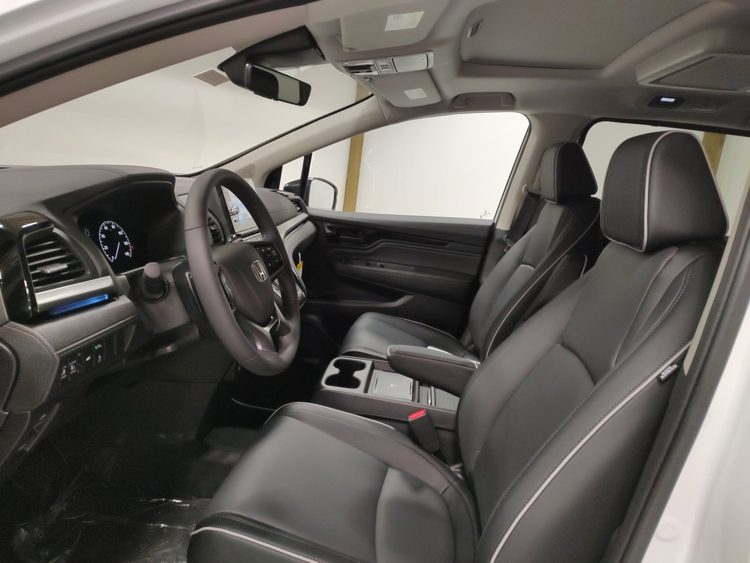 New 2026 Honda Odyssey Touring image 10