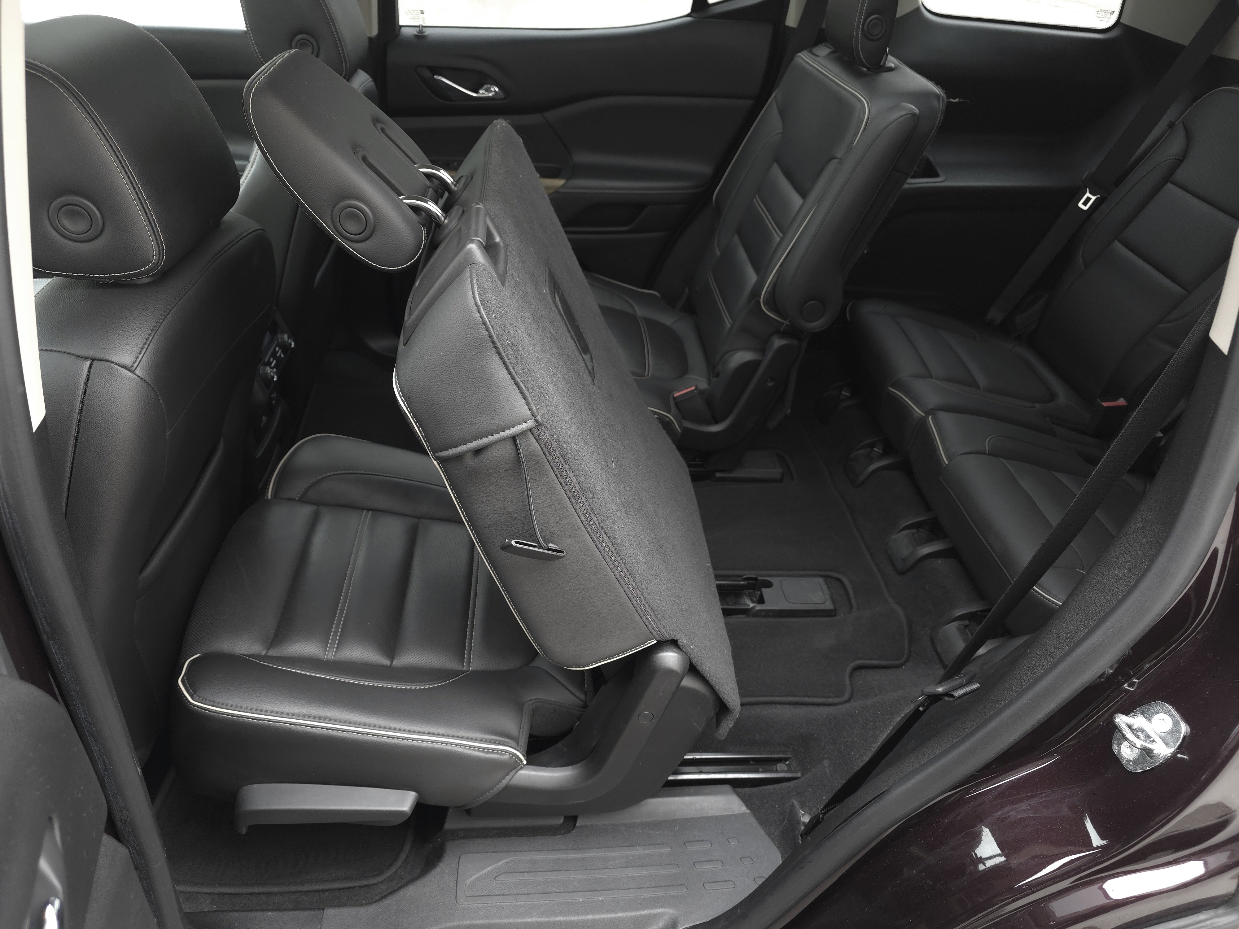 Used 2017 GMC Acadia Denali w/ Technology Package image 30