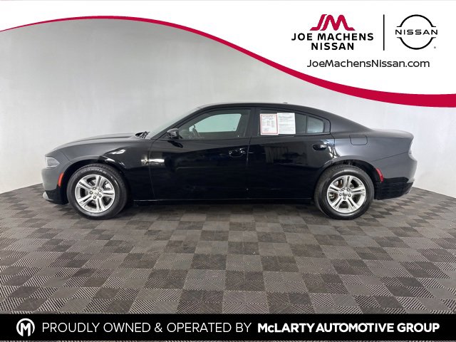 Used 2022 Dodge Charger SXT image 4