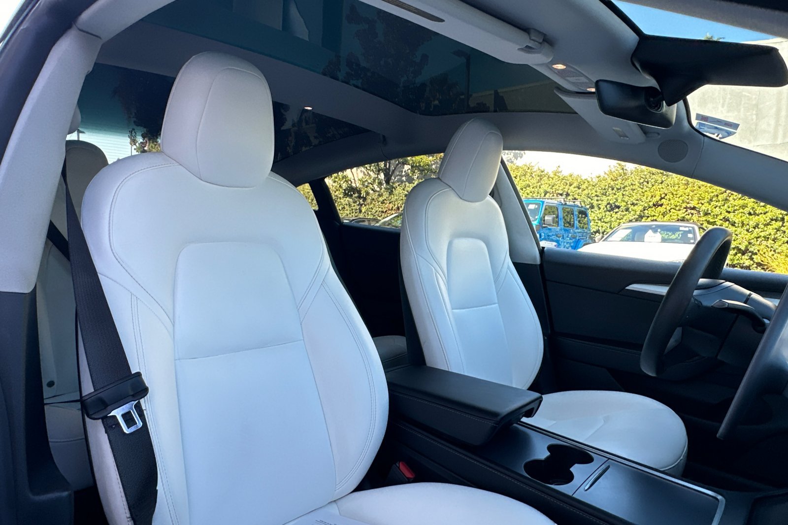 Used 2022 Tesla Model 3 Long Range AWD/4WD image 30