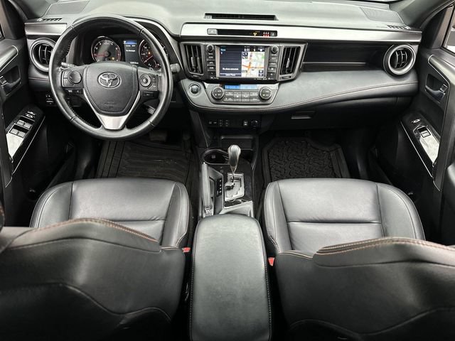 Used 2018 Toyota RAV4 SE w/ Power Extra Value Package FWD image 11