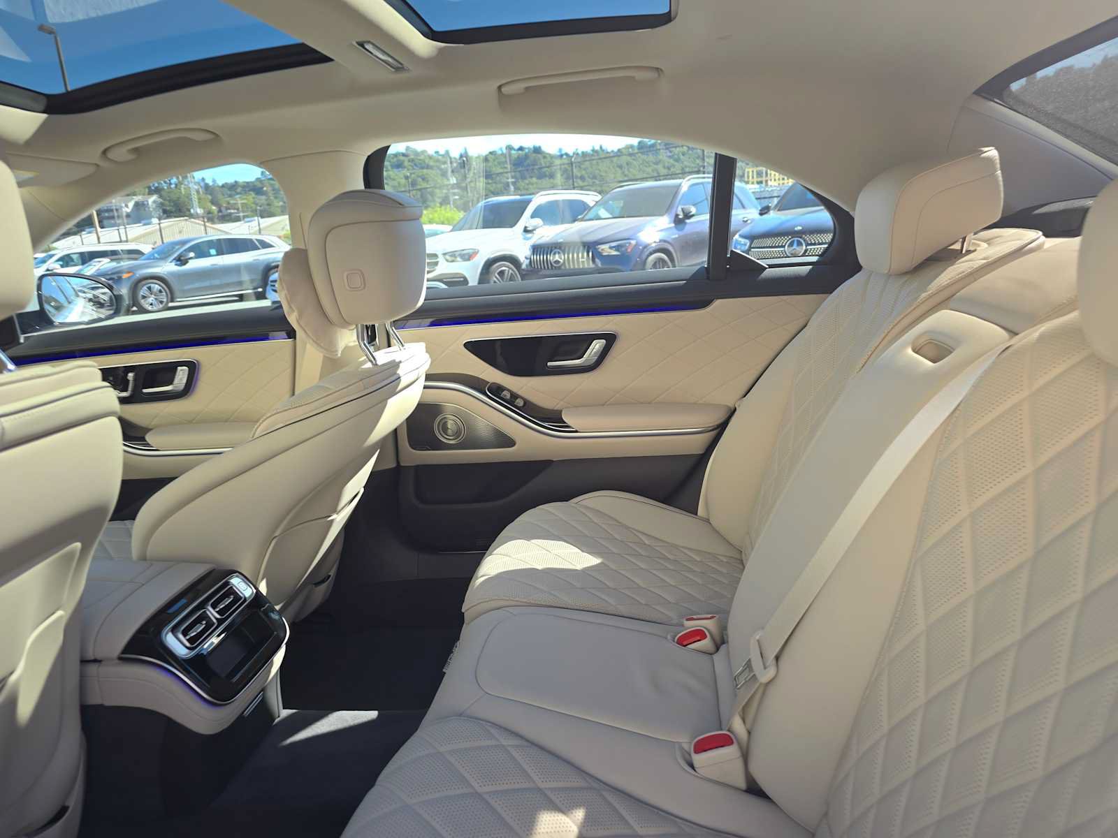 Used 2024 Mercedes-Benz S 580 4MATIC Sedan image 26