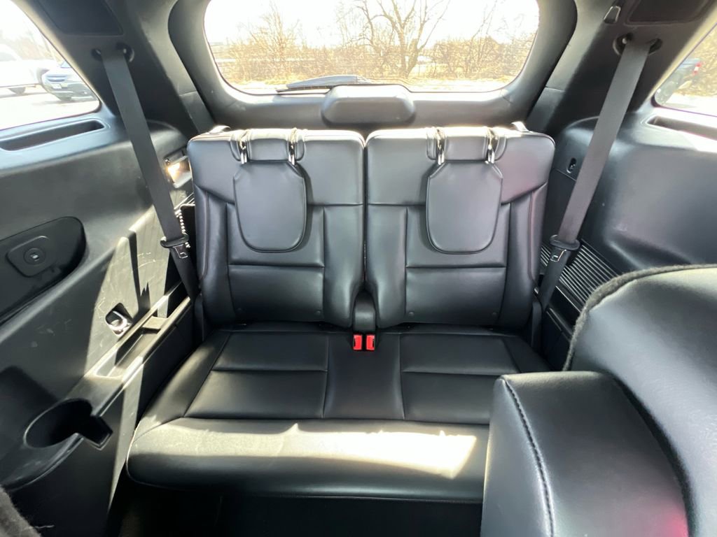 Used 2025 Ford Explorer ST-Line image 33