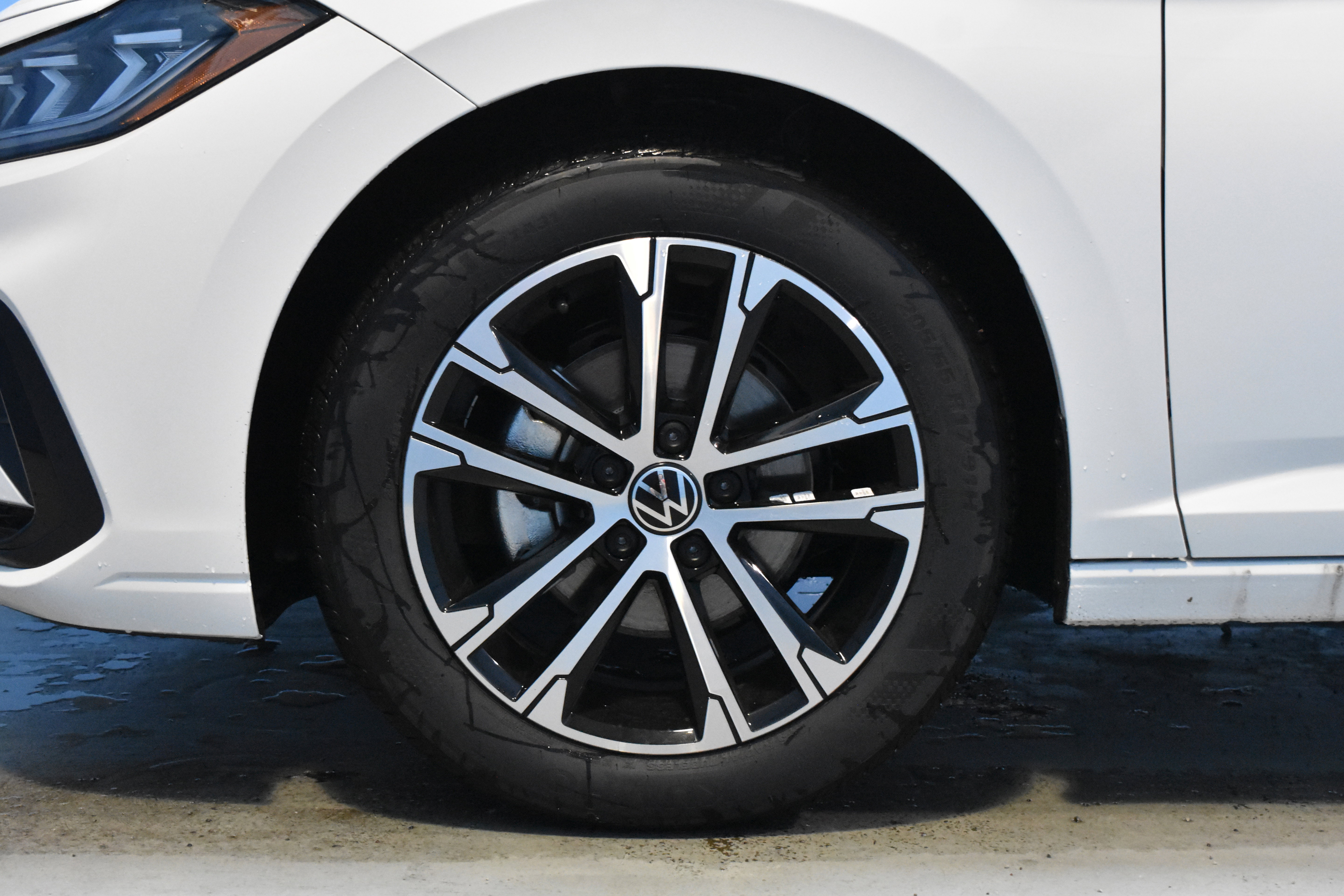 New 2026 Volkswagen Jetta Sport FWD image 20