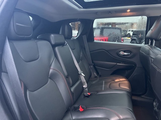 Used 2021 Jeep Cherokee Trailhawk w/ Sun, Sound & Nav Group image 27