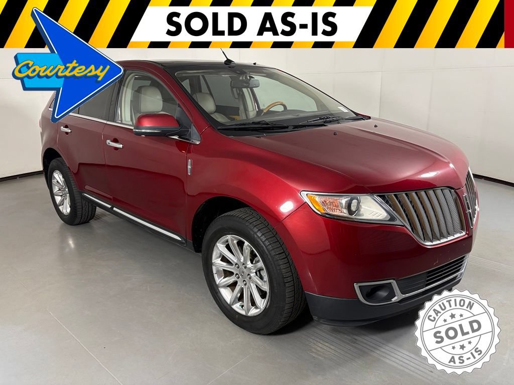 Used 2013 Lincoln MKX AWD image 2