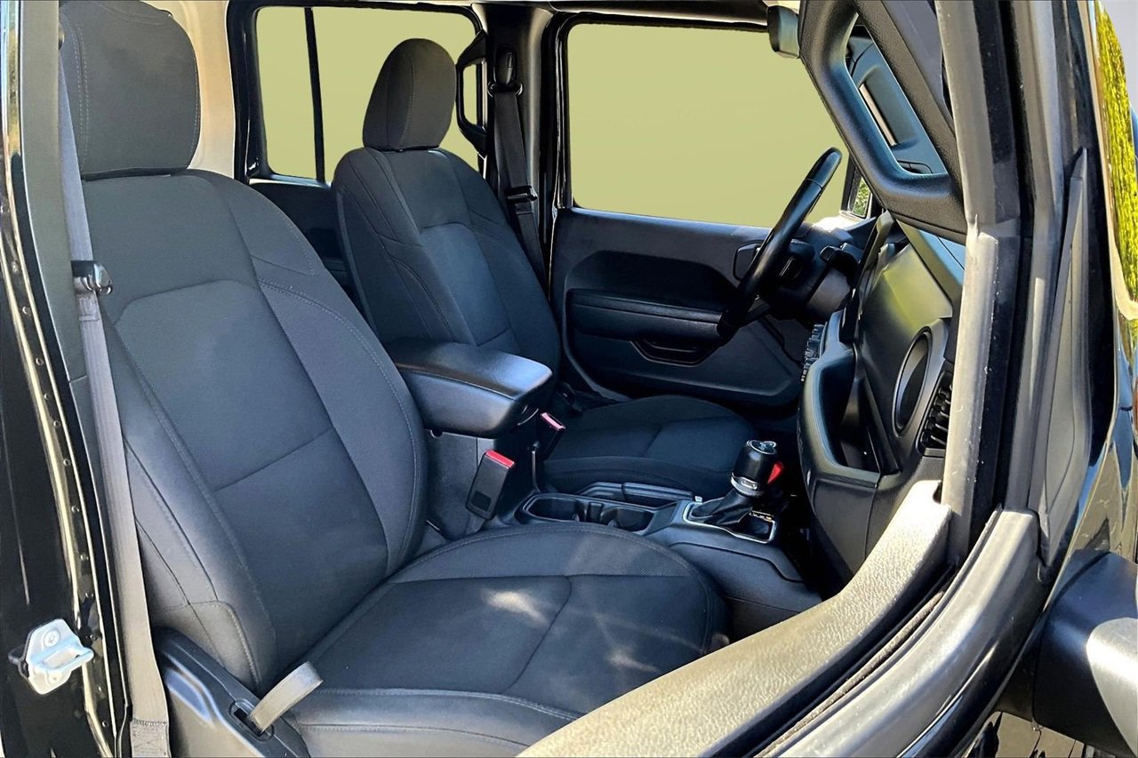 Certified 2022 Jeep Wrangler Unlimited Sport image 21