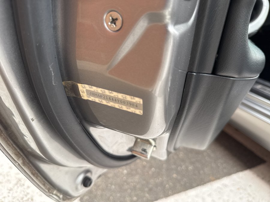 Used 2004 Honda S2000 image 39