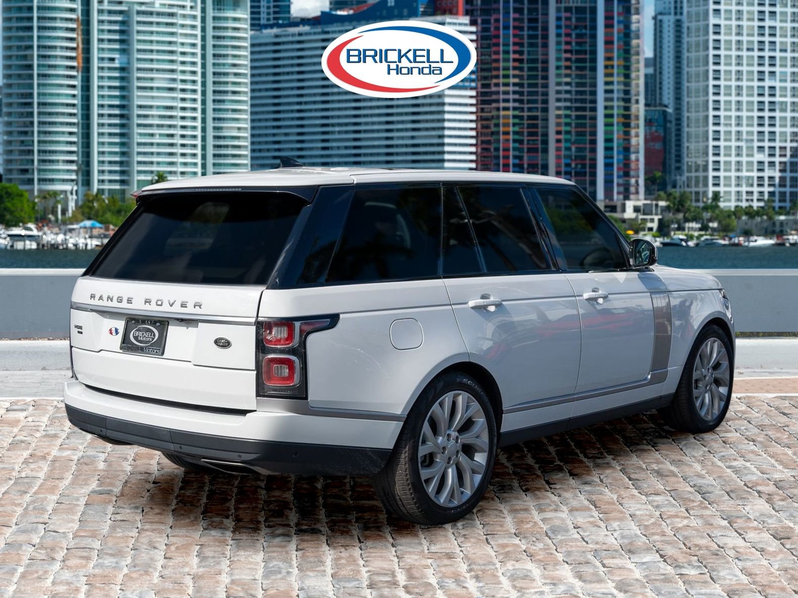 Used 2021 Land Rover Range Rover Westminster Edition image 5