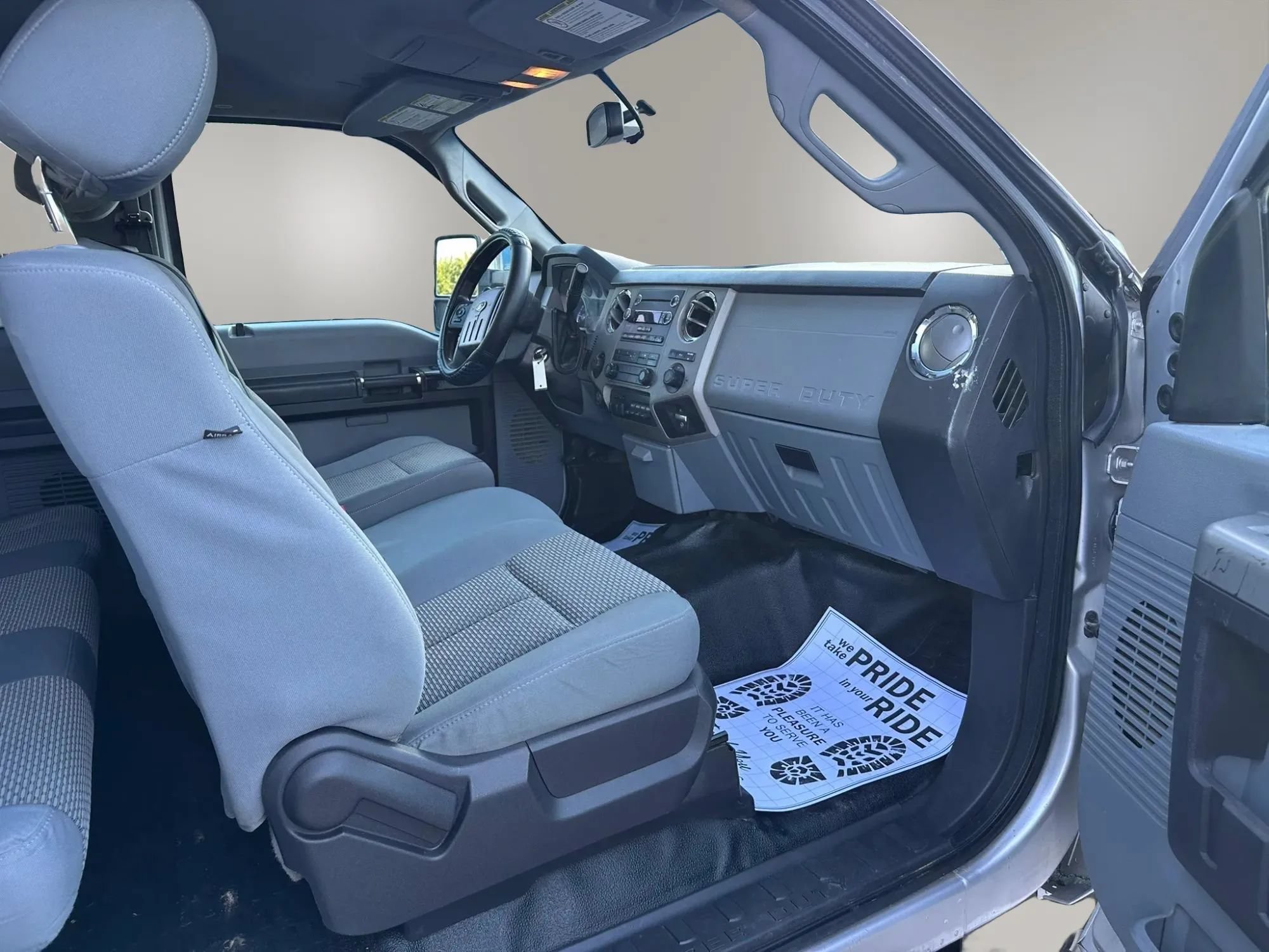 Used 2015 Ford F250 XLT w/ XLT Premium Package AWD/4WD image 19
