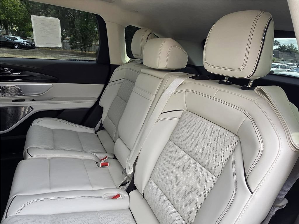 New 2026 Lincoln Nautilus Black Label AWD/4WD image 12