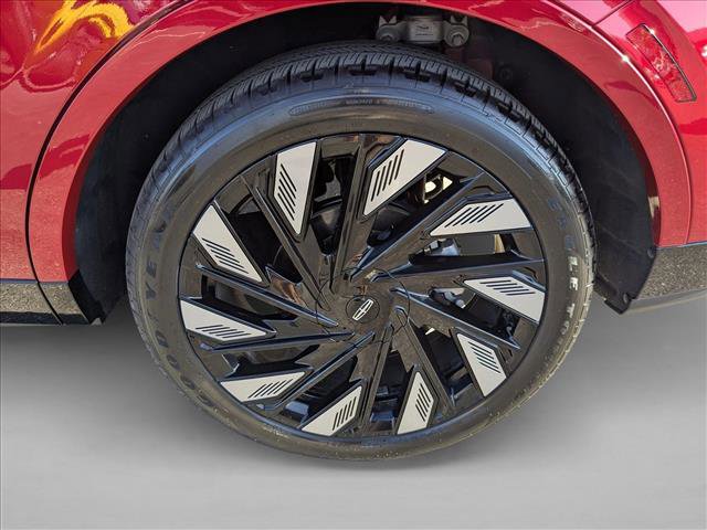 Used 2024 Lincoln Nautilus Reserve w/ Jet Appearance Package (87T) image 25