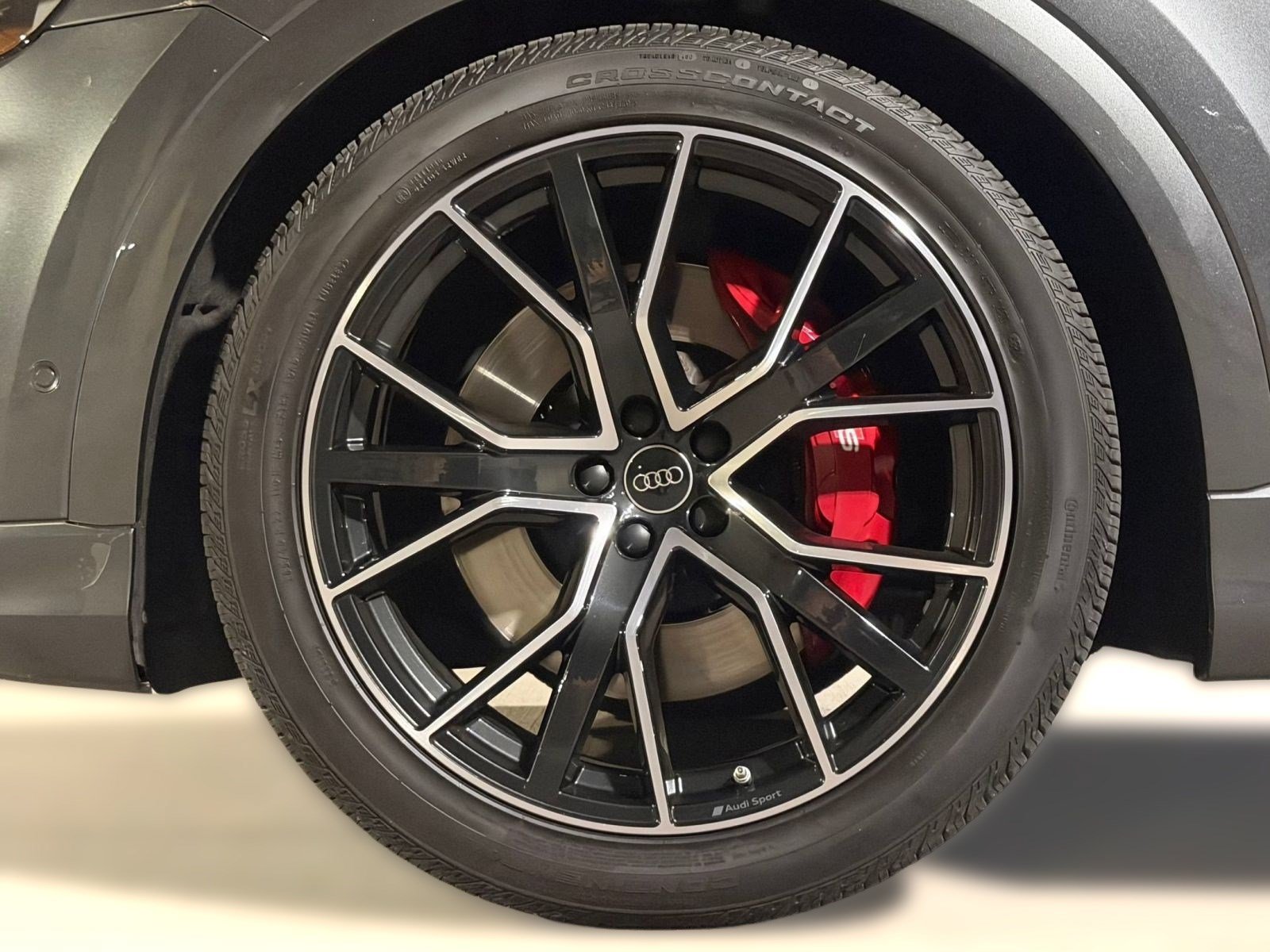 Certified 2023 Audi SQ8 Prestige AWD/4WD image 12