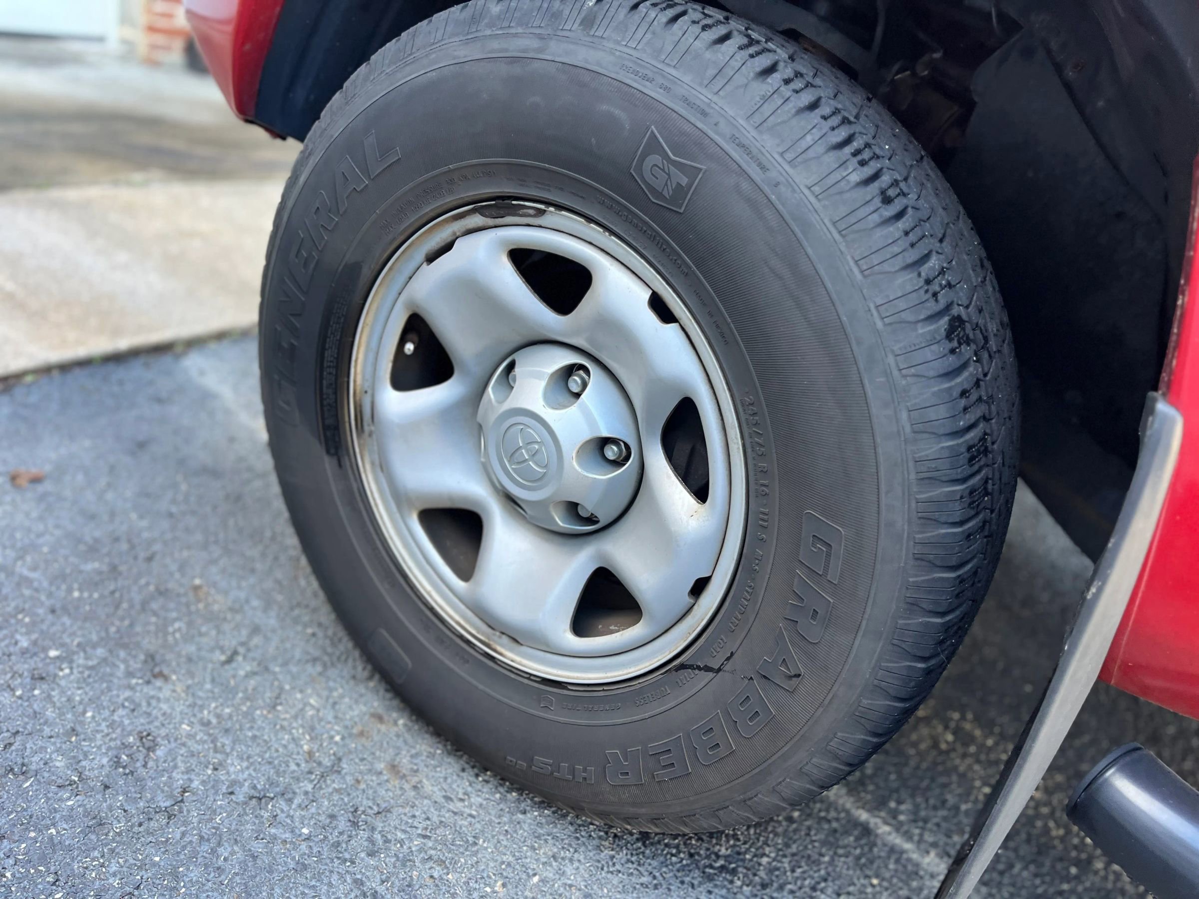 Used 2013 Toyota Tacoma 4x4 Double Cab image 27