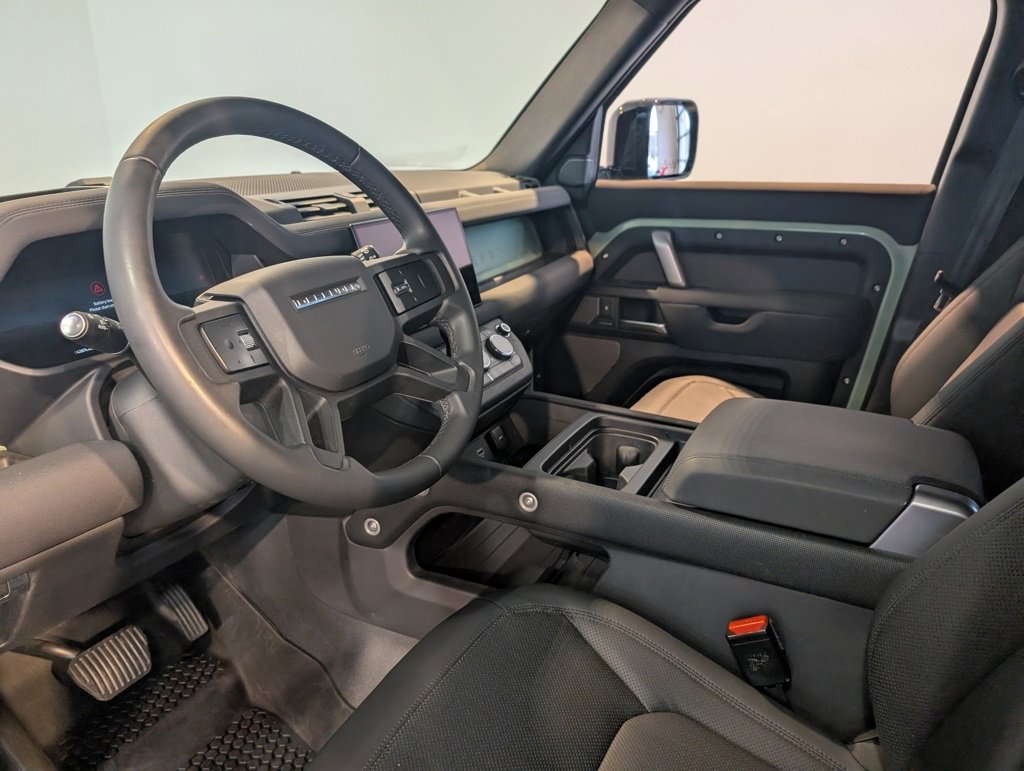 Used 2023 Land Rover Defender 110 75th Limited Edition image 14