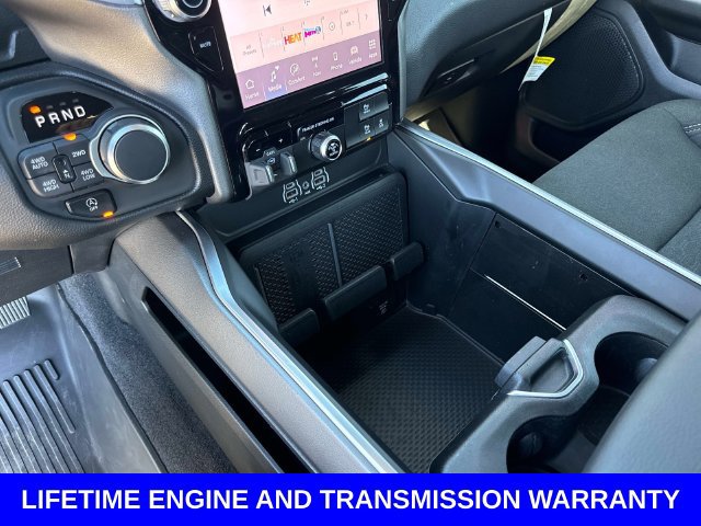 Used 2025 RAM 1500 Big Horn AWD/4WD image 25