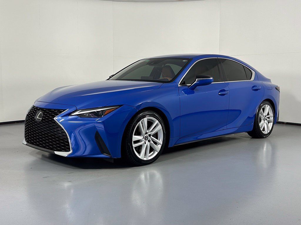 Used 2022 Lexus IS 300 w/ Accessory Package RWD image 3